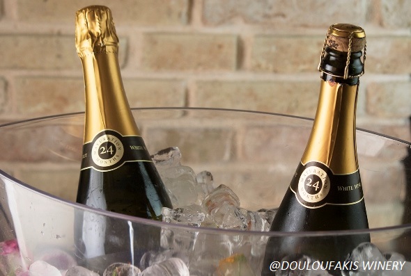 2018 - Douloufakis Sparkling wine, to accompany each of your celebrations